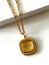 Vintage Travel Antitarnish Necklace