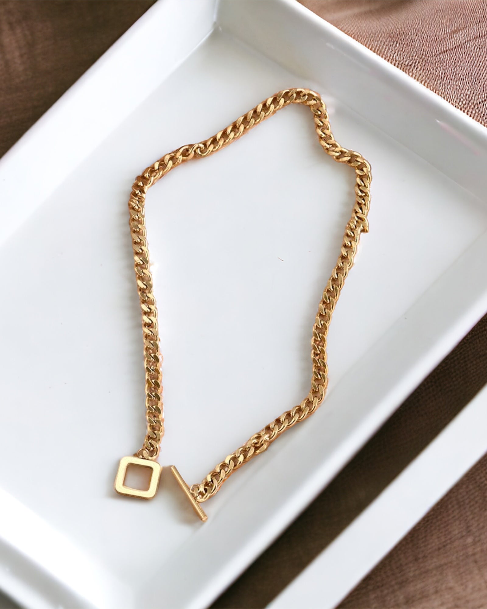 Chunky Square Lock Antitarnish Necklace