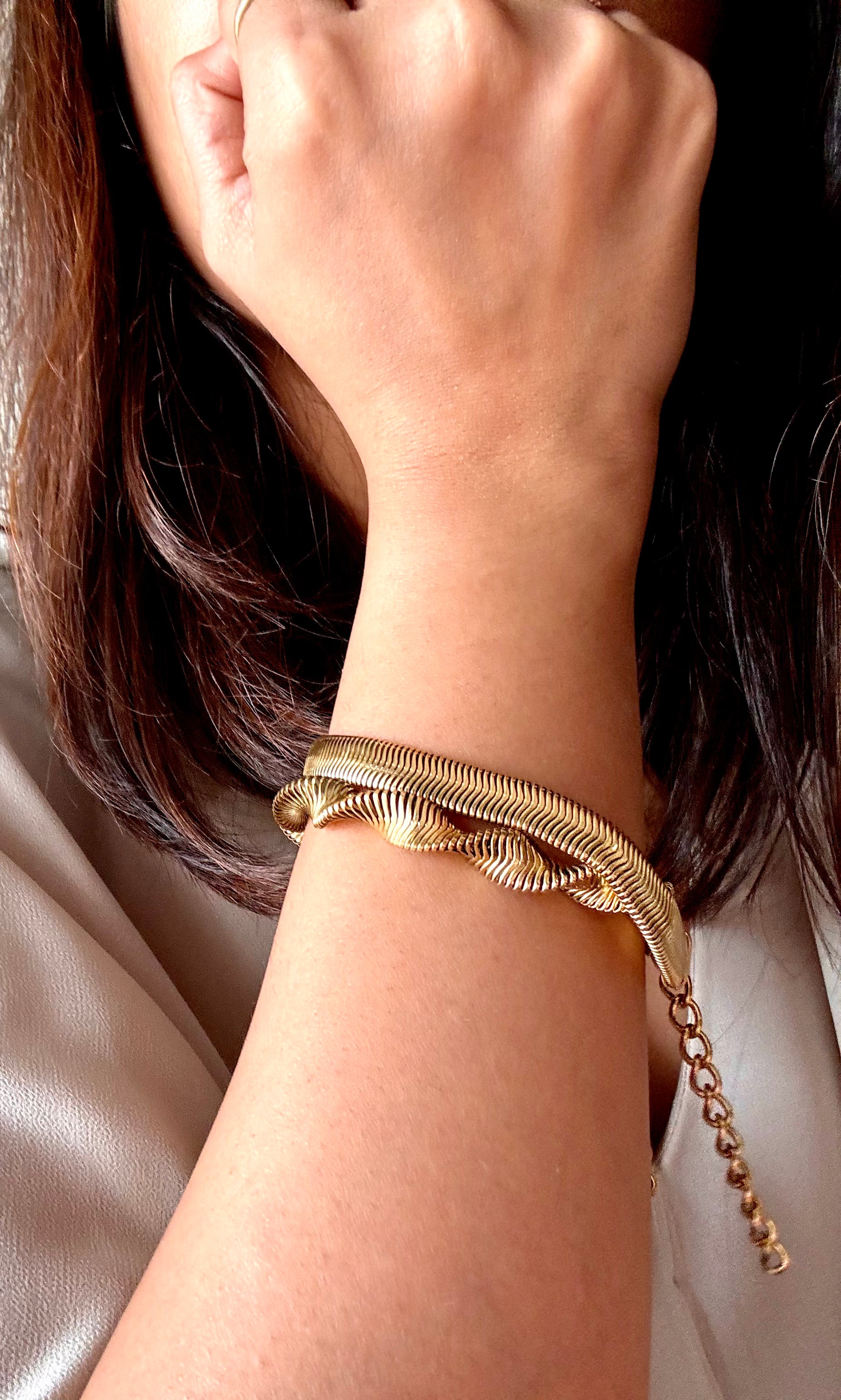 18K Gold Plated Antitarnish Wiper Bracelet