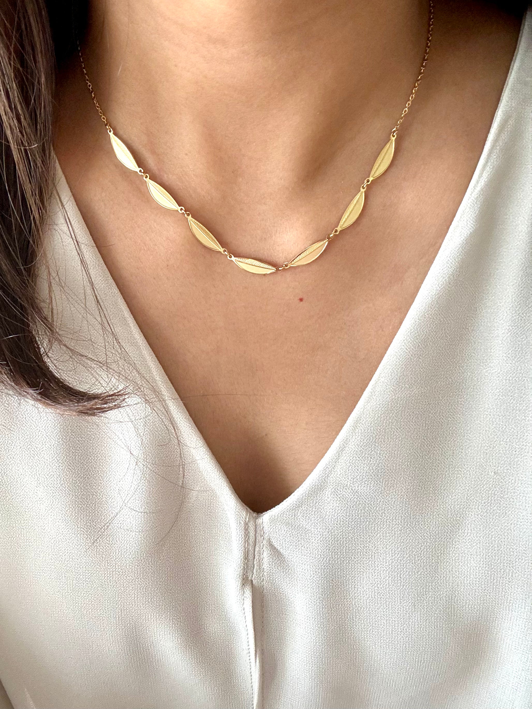 Vintage 18K Gold Plated Leaf Necklace