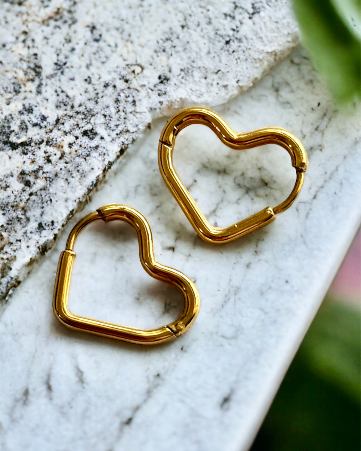 Heart Shaped Antitarnish Earrings