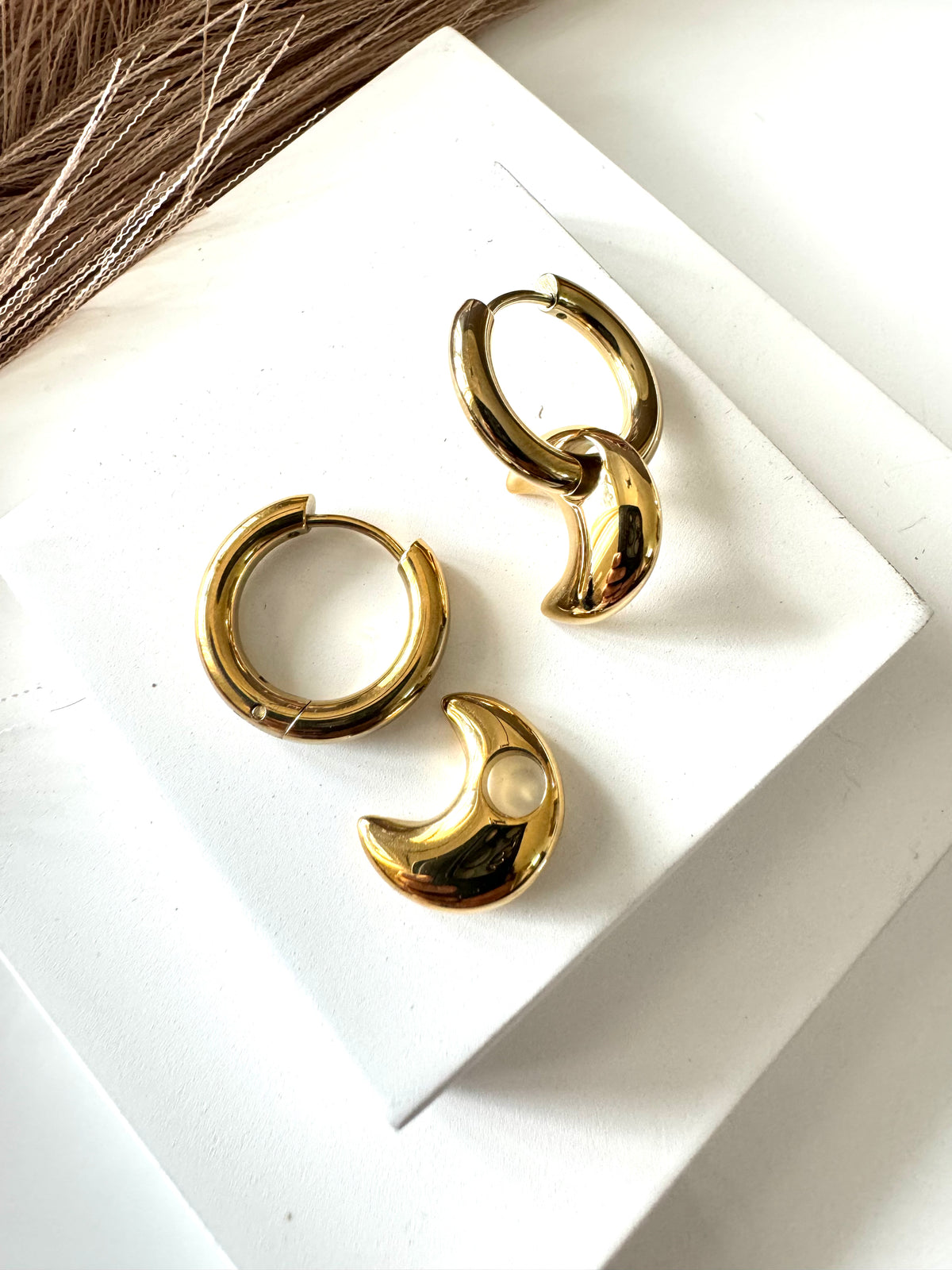 18K Gold Plated Antitarnish Crescent Moon dual Hoops