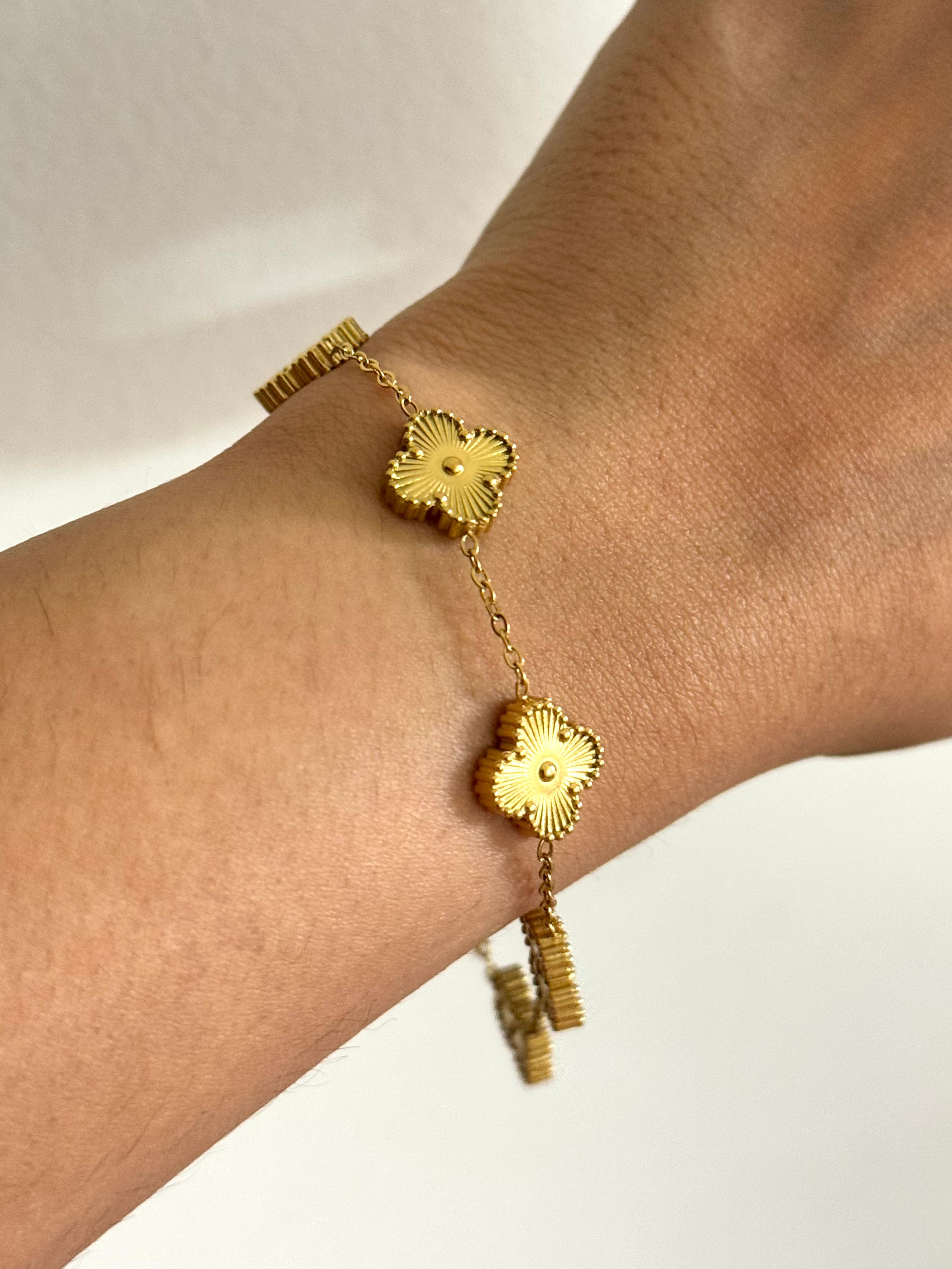 Vintage Clover 18k Gold Plated Antitarnish Bracelet